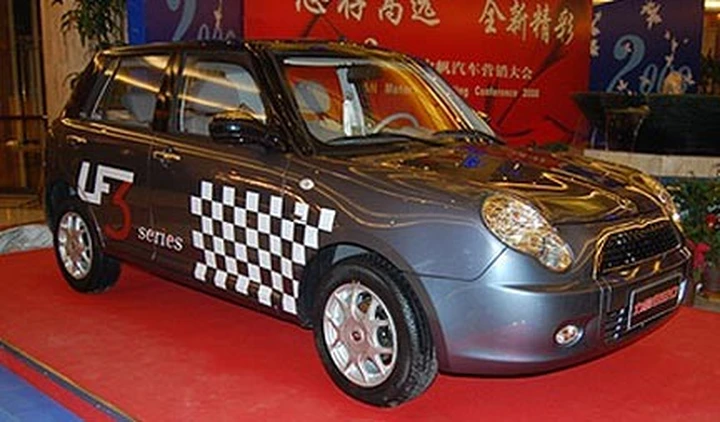 Lifan Serie 3 , clone cinese della Mini a 5 porte