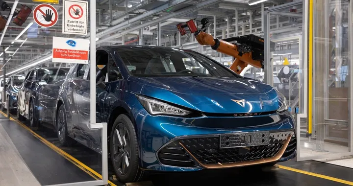 Cupra Born: via alla produzione