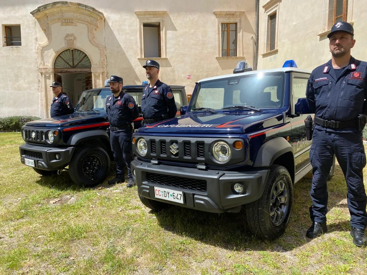 Suzuki Jimny: fornitura per i Carabinieri in servizio nei Parchi Nazionali