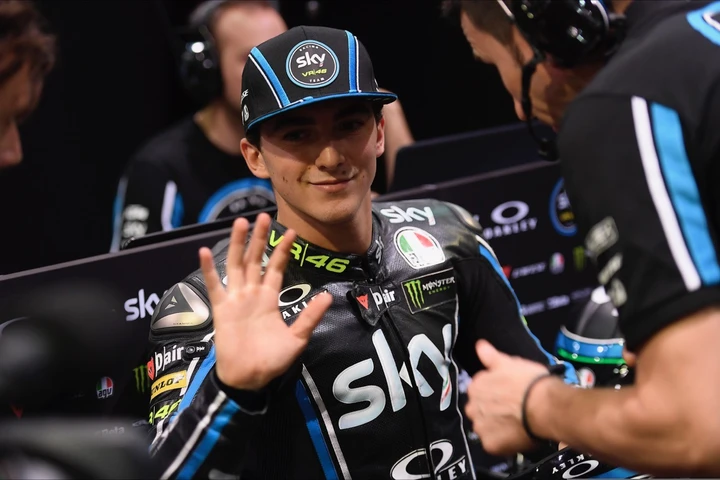 Moto2, strepitoso Bagnaia nelle libere del Qatar