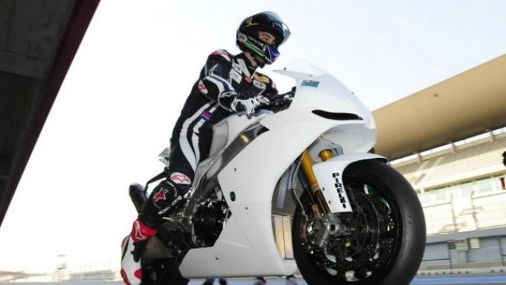 Prima uscita di Eugene Laverty con l'Aprilia a Portimao. Melandri debutta sulla S1000RR