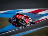Superbike 2025, Bulega resta leader dopo Donington: Razgatlioglu vince Gara 1