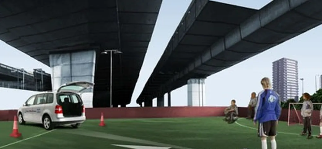 David Beckham fa goal alla Volkswagen Touran