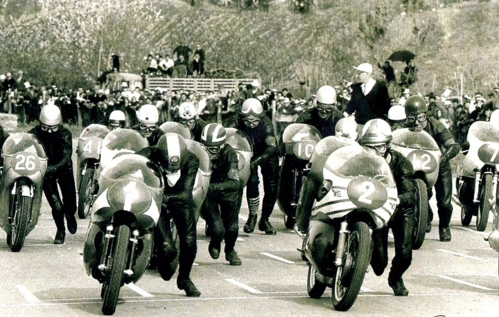 Motociclismo ieri e oggi: la “stecca” per la prima corsa del 19 marzo a Modena