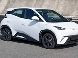 BYD riduce il prezzo di elettriche e plug-in del 22%: tensione commerciale