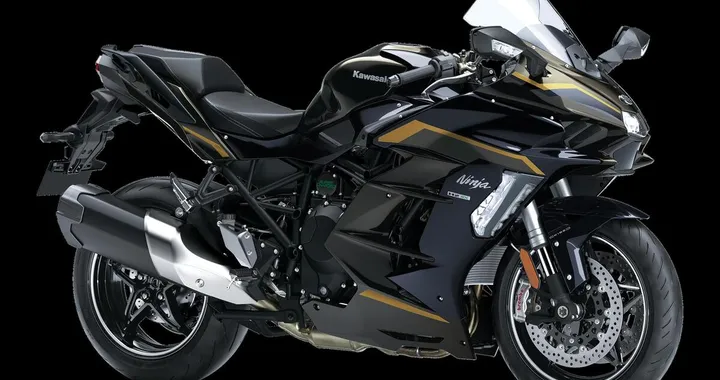 Kawasaki Ninja 2026: sei modelli e dieci nuove livree per una rivoluzione cromatica