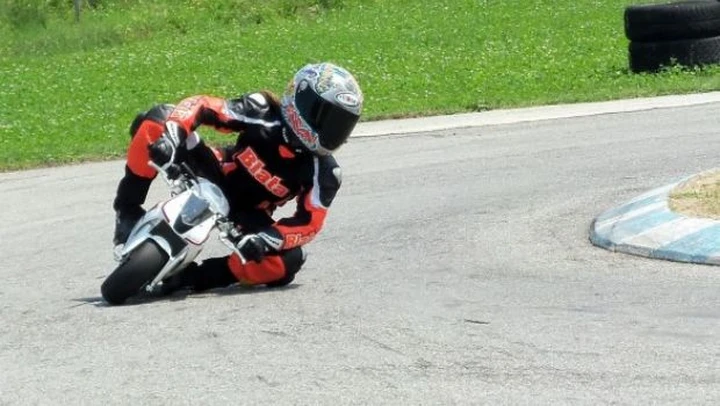 Scatto in Corsa: 12enne in Minimoto