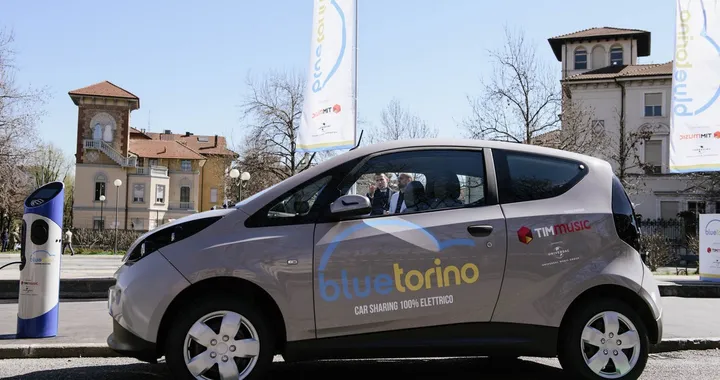 Bluetorino: è attivo il car sharing elettrico a Torino