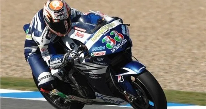 Melandri attacca la Honda, la moto è troppo piccola!