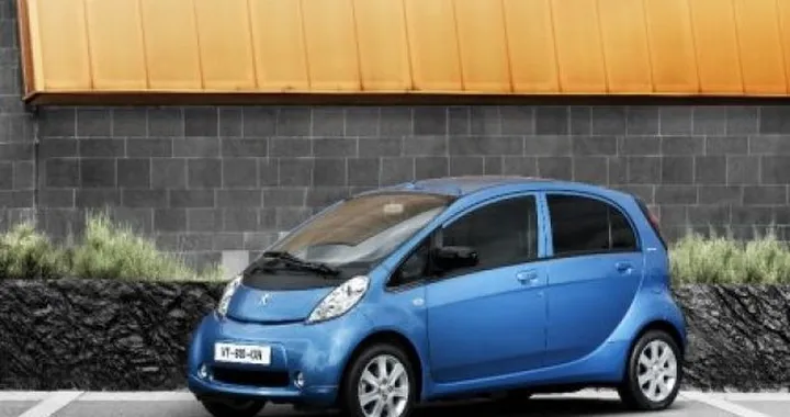 Com'è fatta l'auto elettrica Peugeot iOn