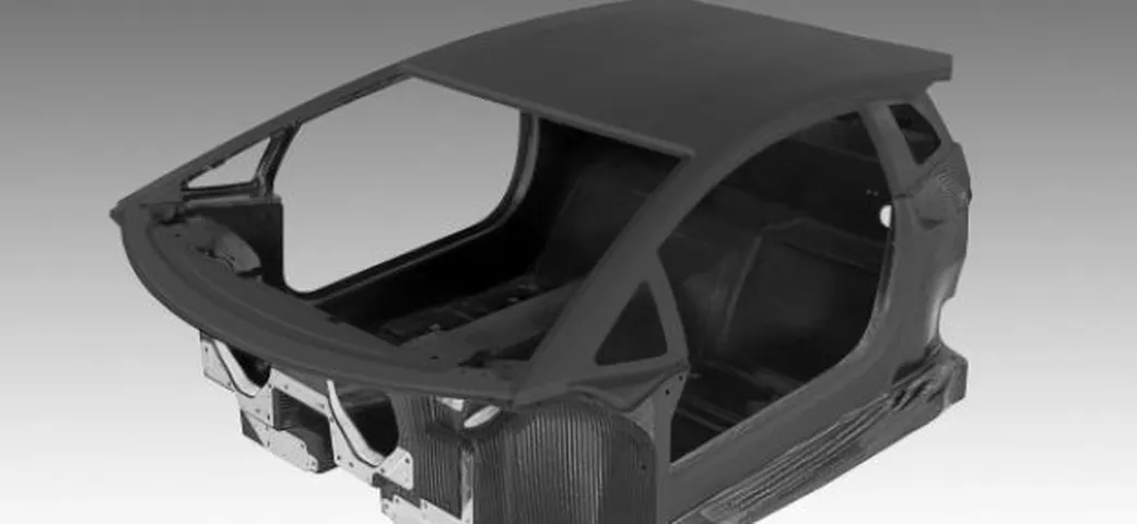 Lamborghini: la monoscocca della nuova V12