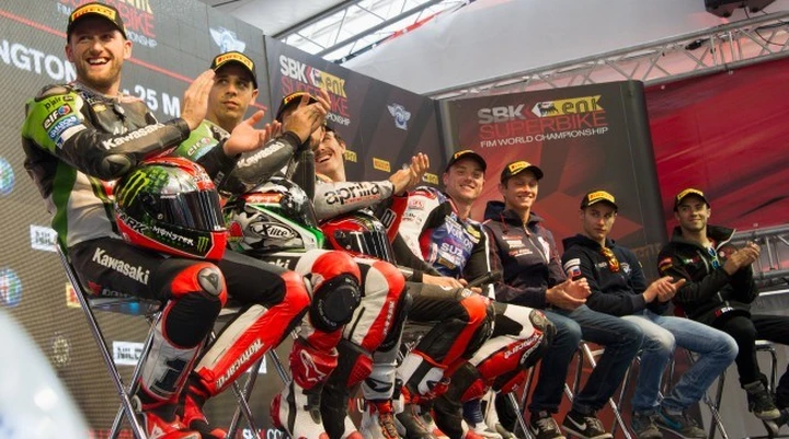 SBK 2015 Donington: dalle uova all'asfalto, piloti sempre in gara