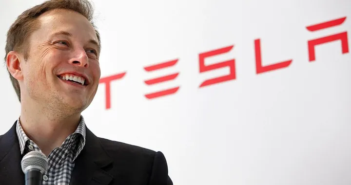 Tesla ha paura delle proteste, salta la presenza al Summit di Roma