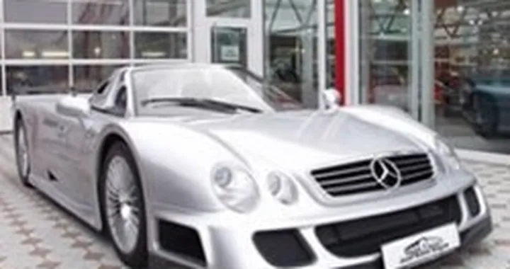Una sfortunata Mercedes da 1,7 milioni di dollari