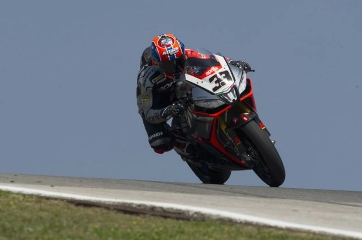 SBK Portimao 2014: Melandri braccato da Sykes e Rea nel Day-1 del Portogallo [FOTO]