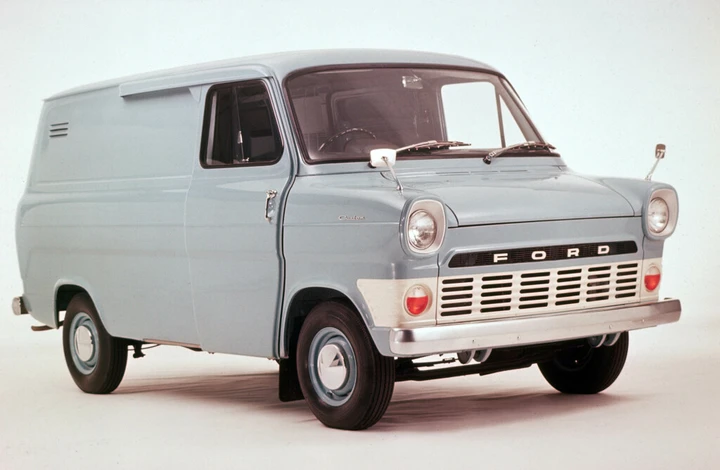 Ford Transit: il 6 agosto 1965 iniziava la produzione di un'icona dei veicoli commerciali