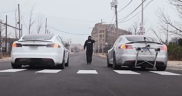 La Tesla Model S a reazione sfida la Plaid [Video]