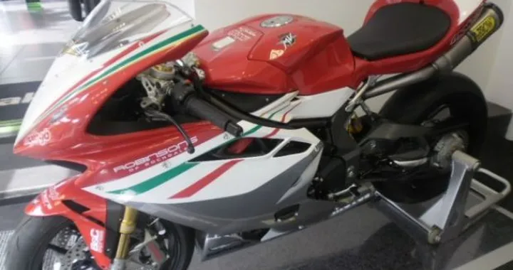 MV Agusta: la F4RR nel BSB (British Superbike) dal 2013