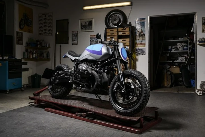 BMW R nineT 'Track Grinder' by Urban Motor