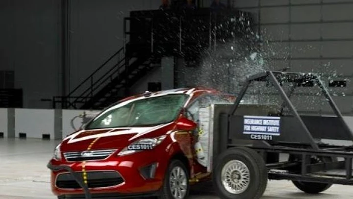 Ford Fiesta: negli USA risultati ottimi al crash test IIHS