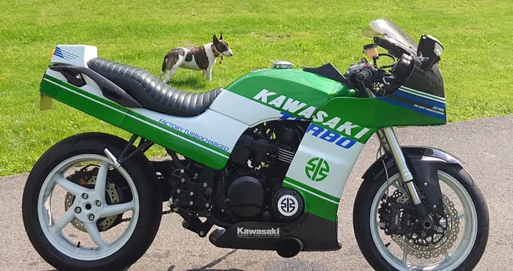 Legend of the Green, il restomod che riporta in vita la Kawasaki 750 Turbo