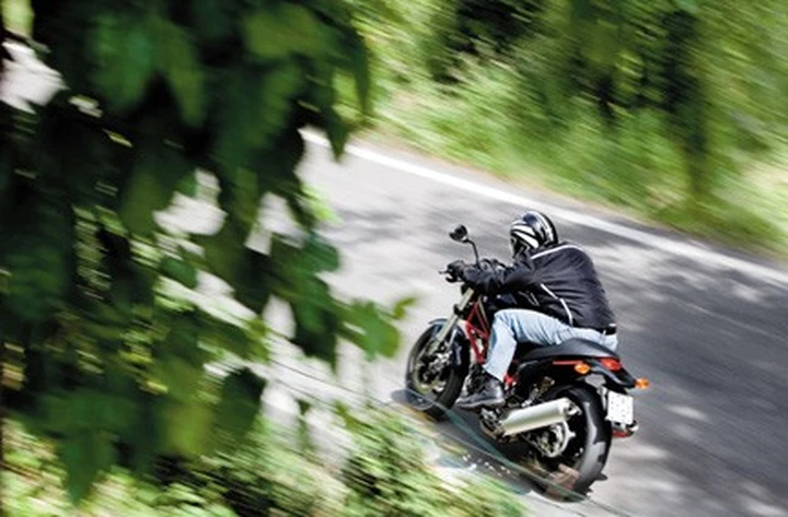 Ducati Monster 695 a tasso Zero