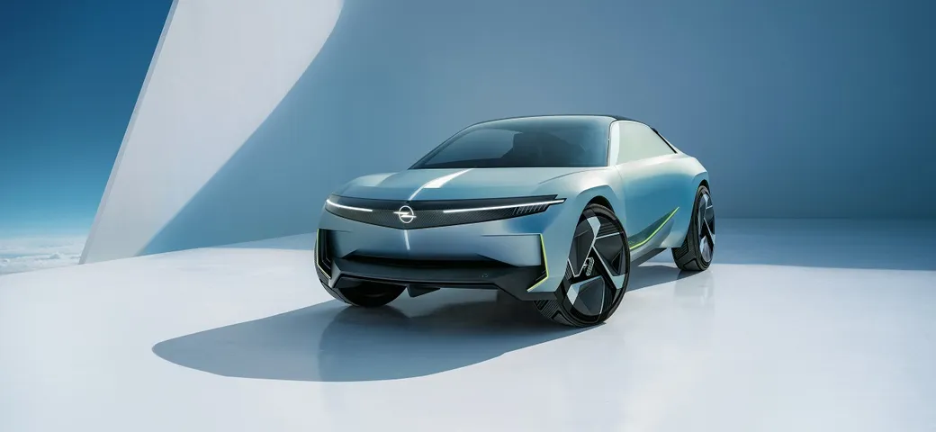 Opel Experimental: svelato il nuovo concept che anticipa il futuro del brand