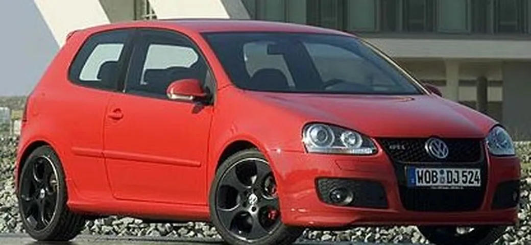 VW Golf GTI 30: 230 cv per il trentennale