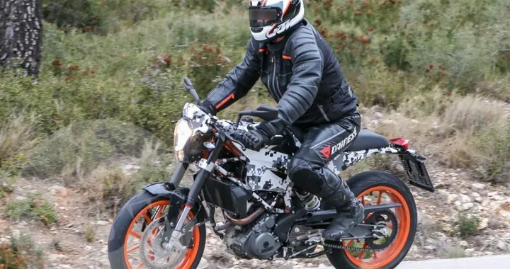 Husqvarna Vitpilen 401: prime foto spia