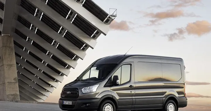 I cinquant'anni del Ford Transit