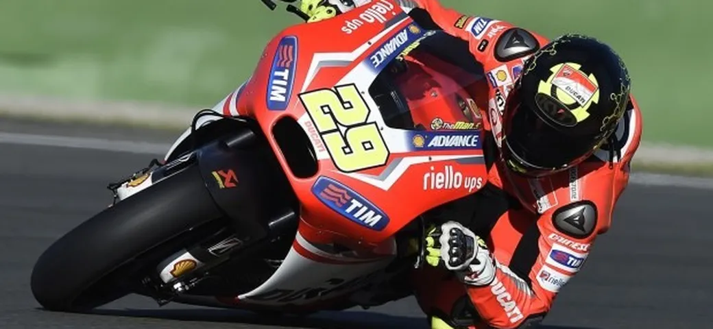 MotoGP, Iannone debutta a Valencia da 'ufficiale' Ducati: 