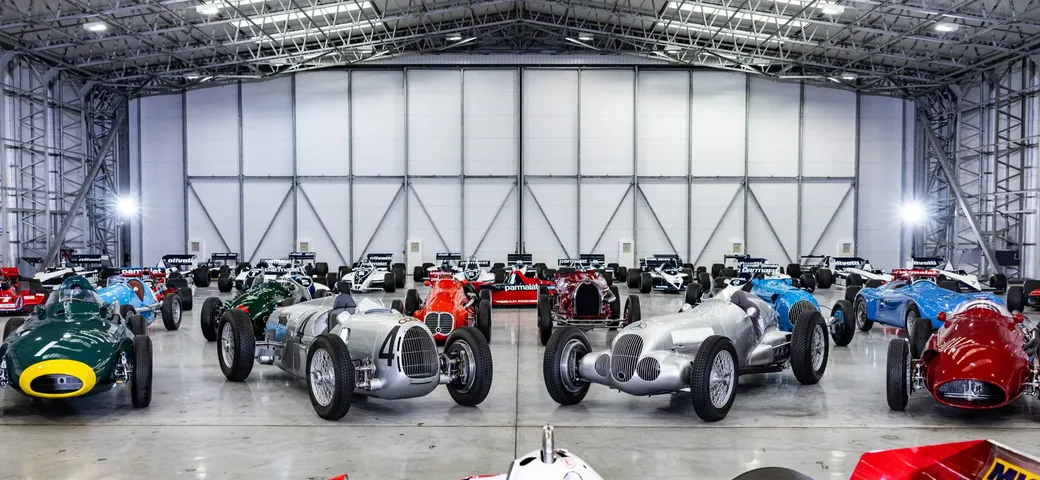 Bernie Ecclestone vende la sua collezione di auto di Formula 1 per 650 milioni di dollari