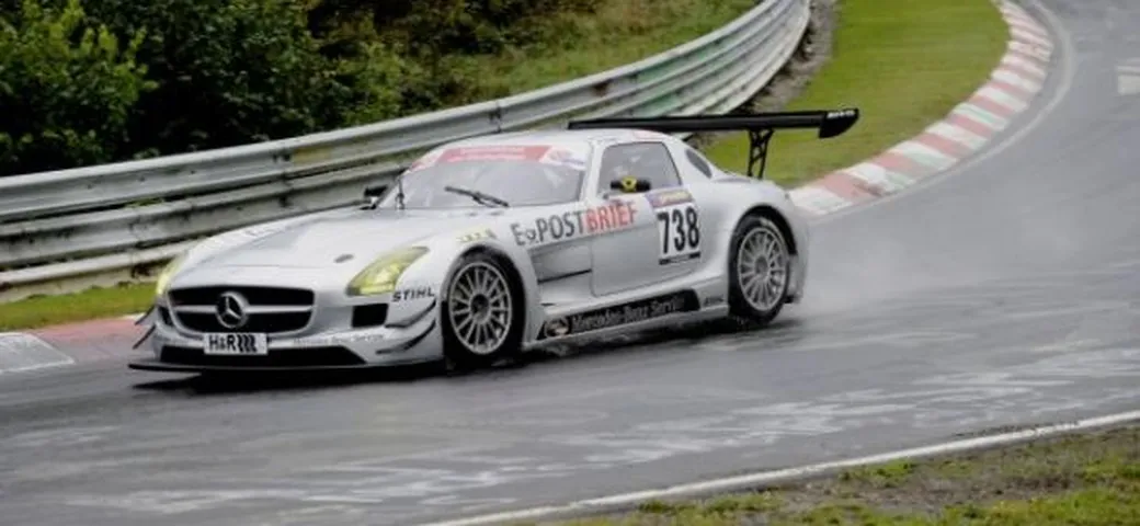 Mercedes SLS AMG GT3: debutto in gara al Nürburgring