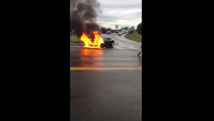 Tesla Model S: rinforzato il sottoscocca per evitare altri casi di incendio