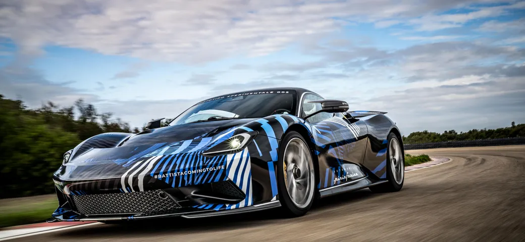 Pininfarina Battista, l’hypercar elettrica completa i test a Nardò