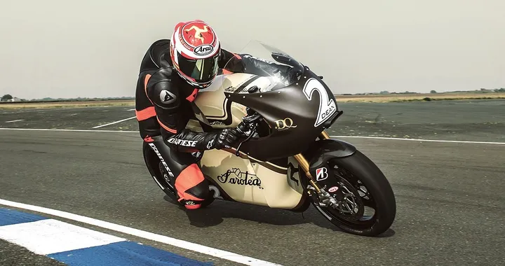 Sarolèa Manx 2017: l'elettrica figlia del Tourist Trophy