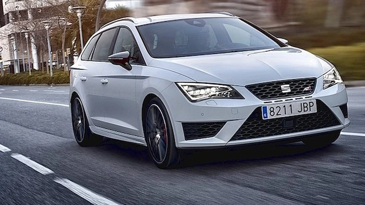 Seat Leon ST Cupra: prova su strada e pista [Video]
