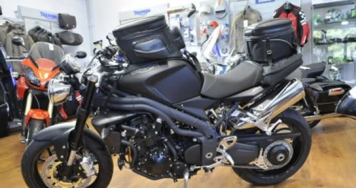 Borse da serbatoio e da sella Bags & Bike per Triumph Speed Triple, Street Triple e Daytona 675