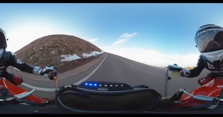 Inseguimento della polizia in moto