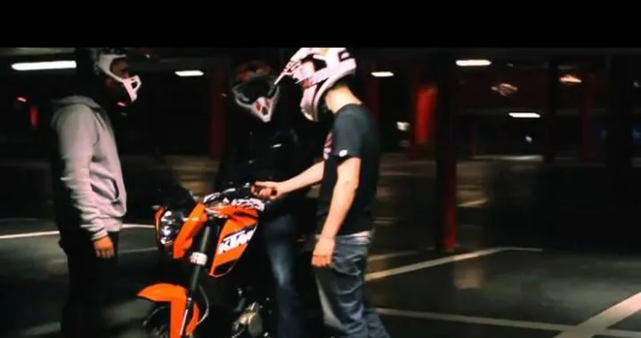 KTM 125 Duke: un nuovo video della piccola naked