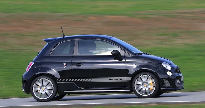 Alfa Romeo e Abarth: doppia vittoria al Qatar Car Of The Year 2019
