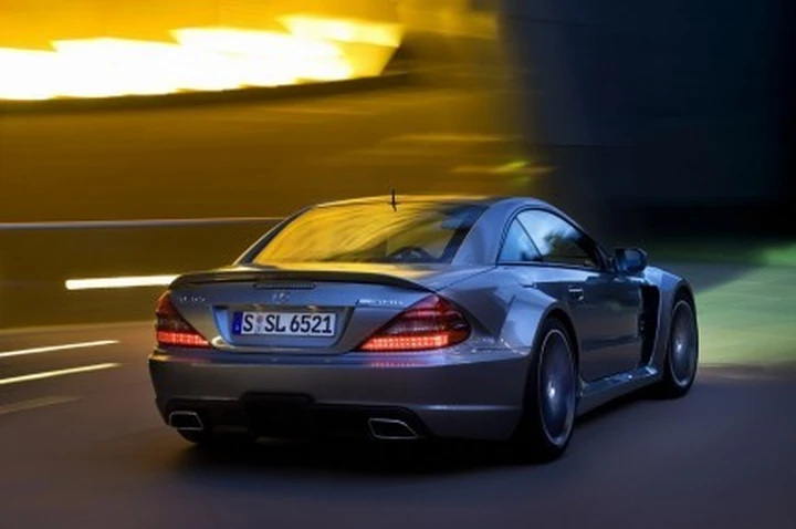 Mercedes SL 65 AMG Black Series: quasi 140 kg in più per la versione americana!