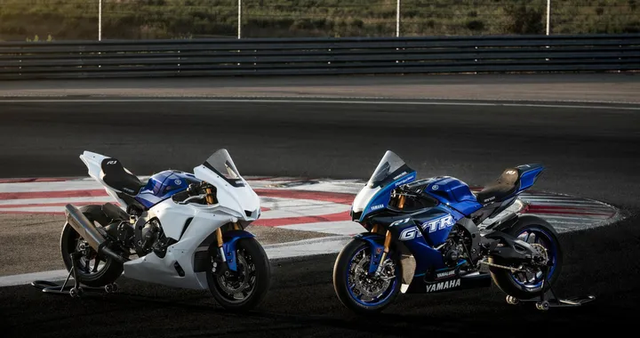 Yamaha R1 GYTR 2023: caratteristiche e foto