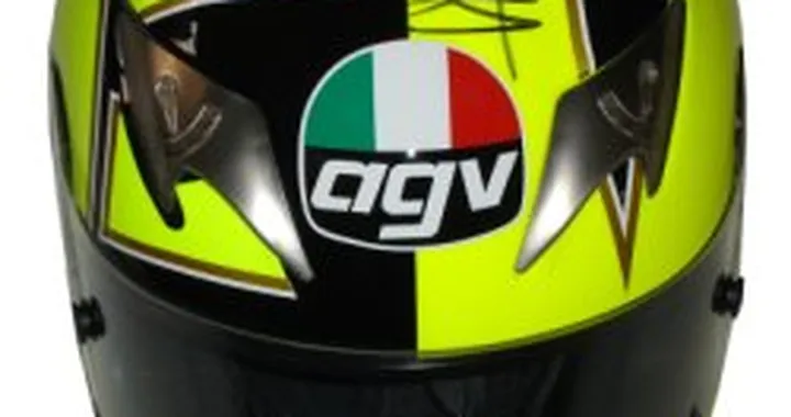 Rossi: all'asta il casco per "Cuore d'atleta"