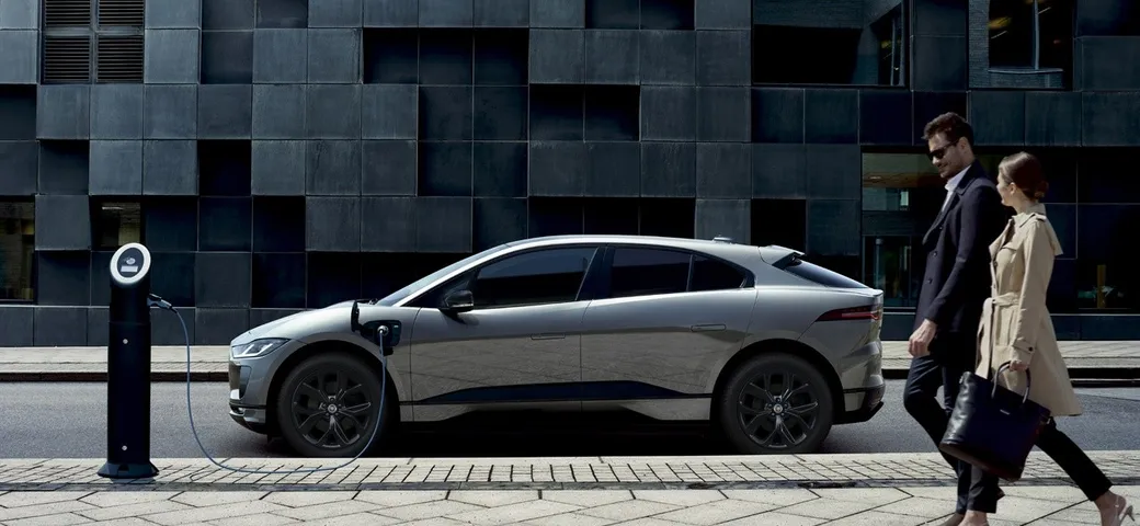 Jaguar I-Pace Black: arriva la nuova edizione speciale