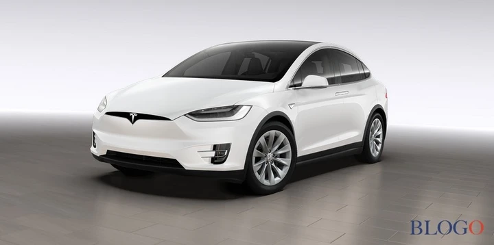 Tesla Model X: arriva in Italia la versione 60D