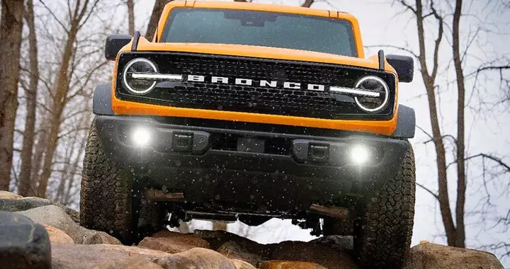 Ford Bronco 2026 Wildtrak, torna la versione più estrema per l’off-road