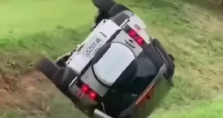 Land Rover Defender: come farla capovolgere in off-road [Video]