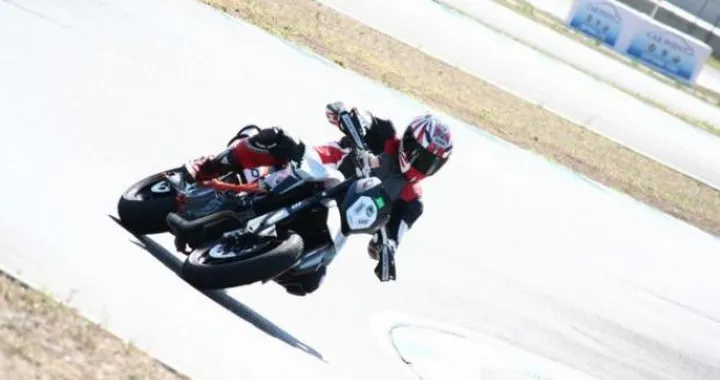 Scatto in Corsa: cinque amici al BAR