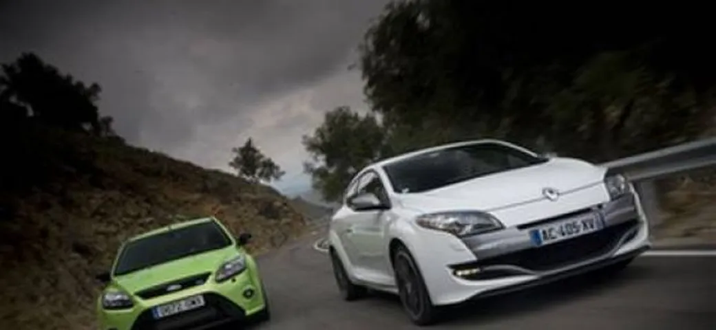 Video: Autocar confronta la Renault Megane RS e la Ford Focus RS